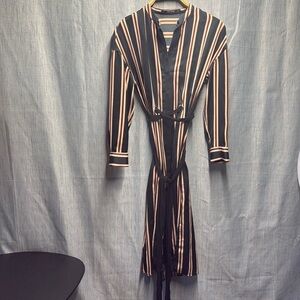 Zara long sleeve tie up dress size XS